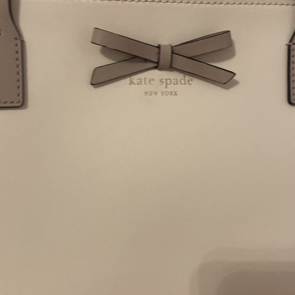 Kate Spade Gray and White Bag - Picture 6 of 14